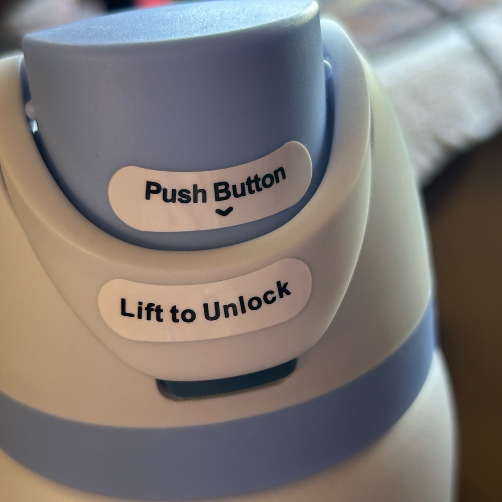 Push Button Insulated Water Bottle (Owala) - Picture 3 of 5